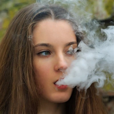 Wales slijedi korake Engleske i Škotske u potpunoj zabrani jednokratnih e-cig...