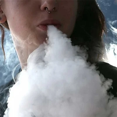Što se događa s vašim jezikom ako previše vape?