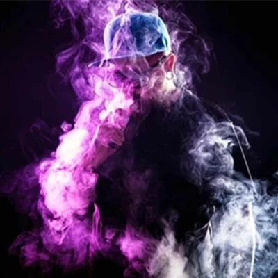 Zašto tinejdžeri puše e-cigarete?