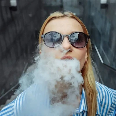 Hoće li vaping uzrokovati upalu grla?