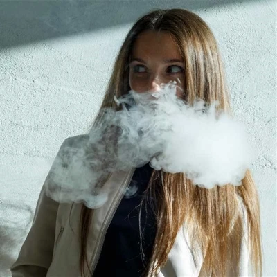 Je li elektronička cigareta s pamučnom jezgrom stvarno bolja od keramičke?